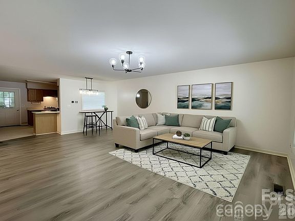 2nd image of 160 Whispering Pines Dr