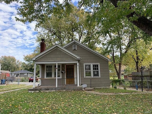 1st image of 1715 S Ash Ave
