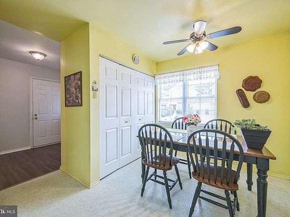 3rd image of 12 Paxton Ln