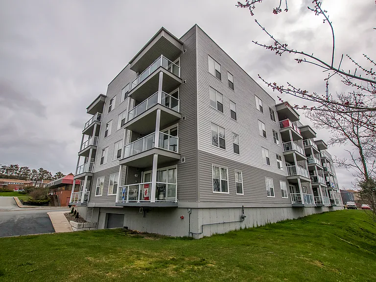 24 Sackville Cross Rd #301 — Photo 8