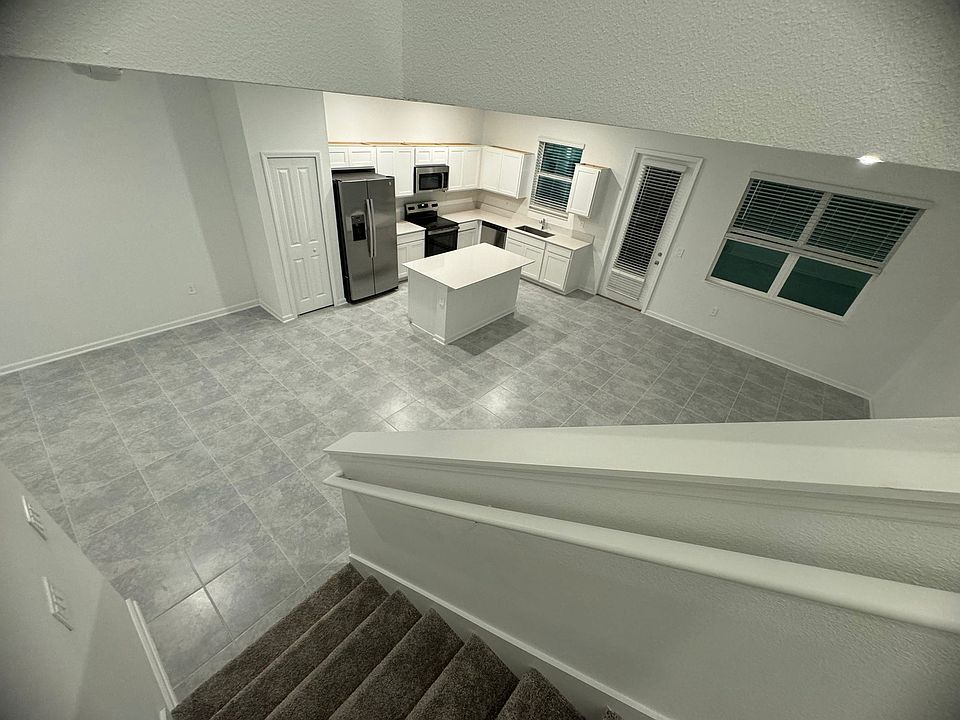 2nd image of 136 Bogey Dr