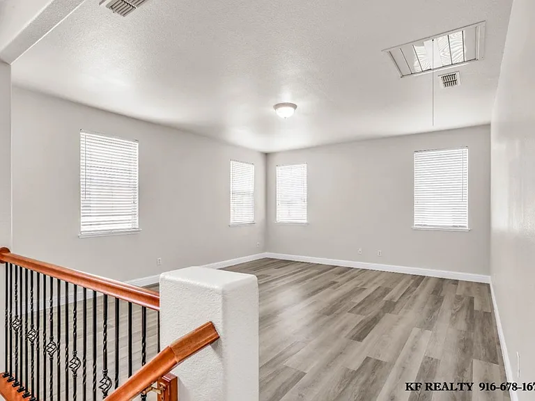 3411 River Shoal Ave — Photo 8