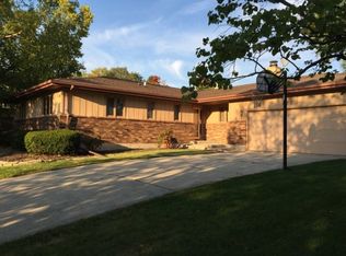 1222 Porter Pl, Lockport, IL 60441