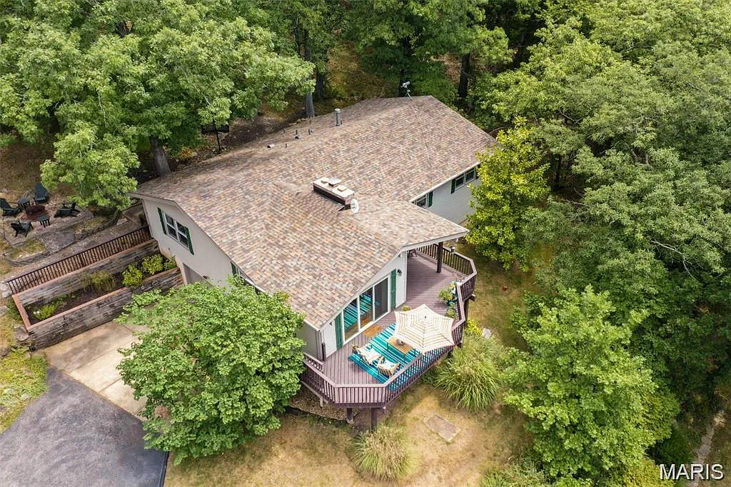 4646 Vixen Cir photo 1