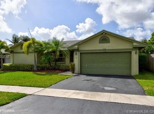 4369 NW 103rd Ave, Sunrise, FL 33351