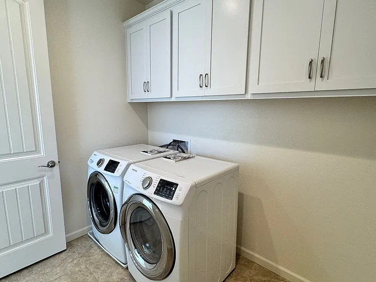 4389 Natomas Central Dr — Photo 16