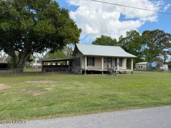214 N Suire St, Erath, LA 70533
