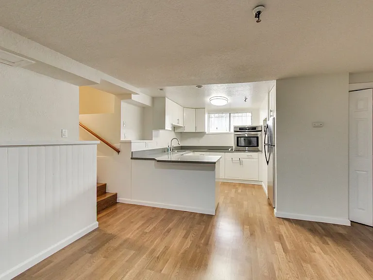 193B Henry St — Photo 5