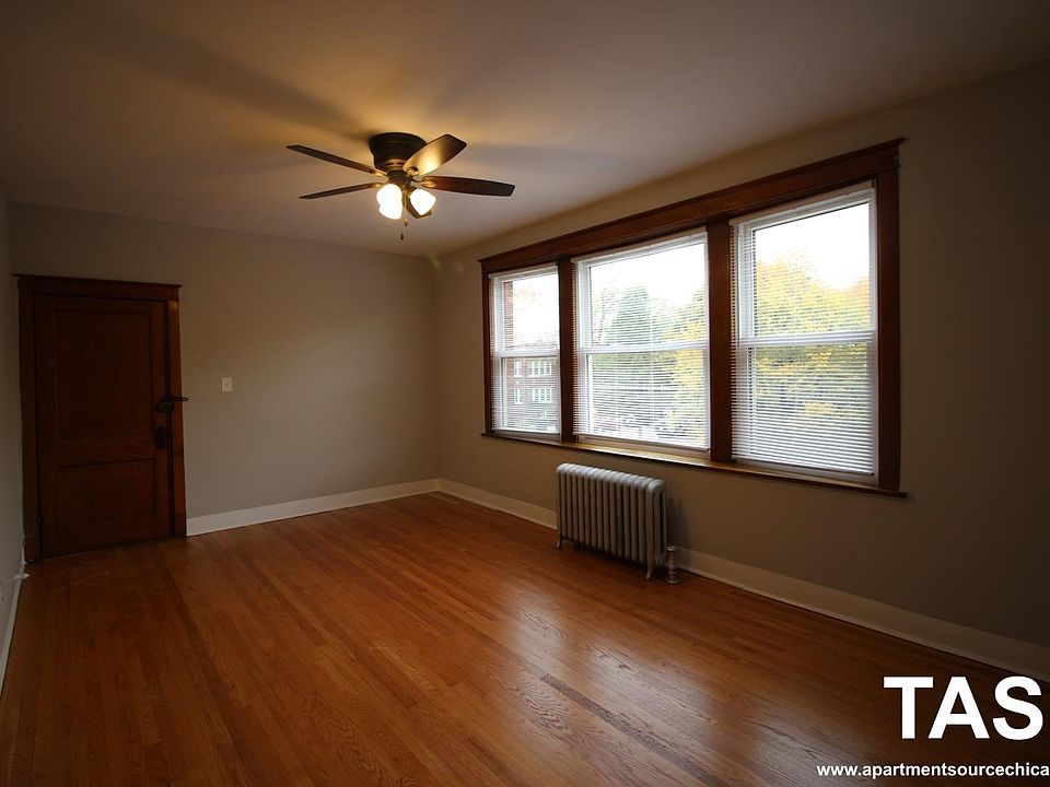 1st image of 3923 W Schubert Ave #2