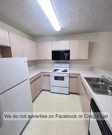 1836 Sardonyx Rd #1 — Photo 4
