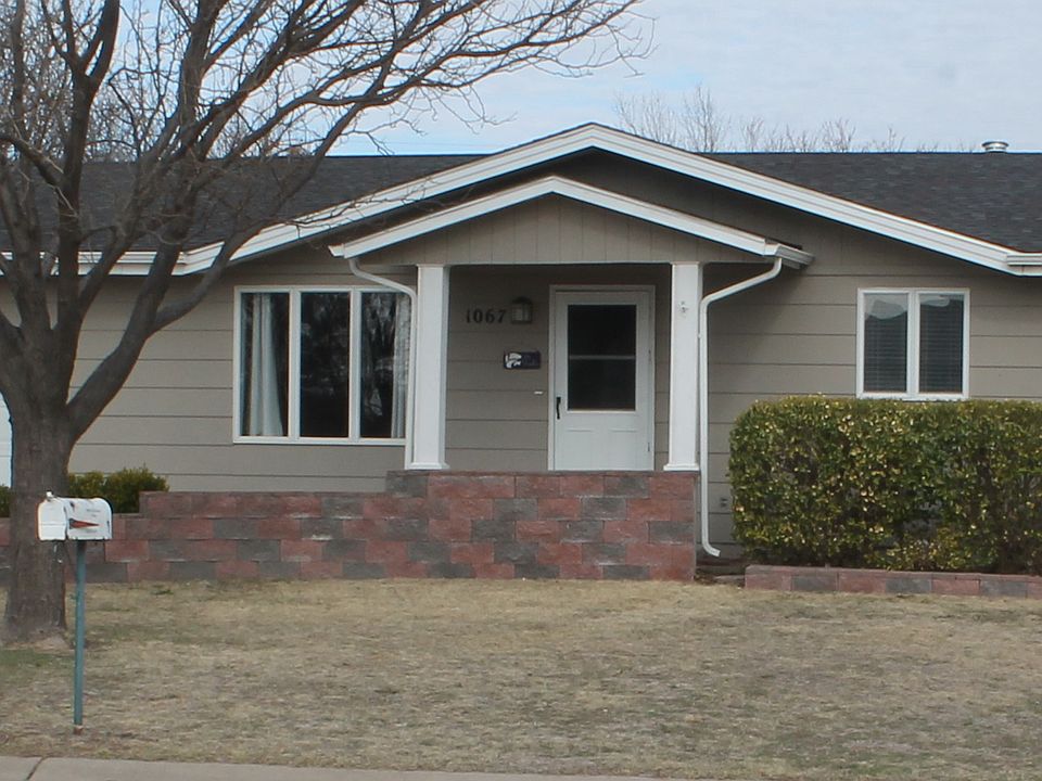 1st image of 1067 N Kilian St