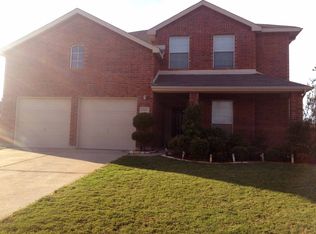 304 Red Oak Ct, Forney, TX 75126