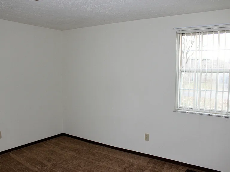 7550 Dalmatian Dr — Photo 5