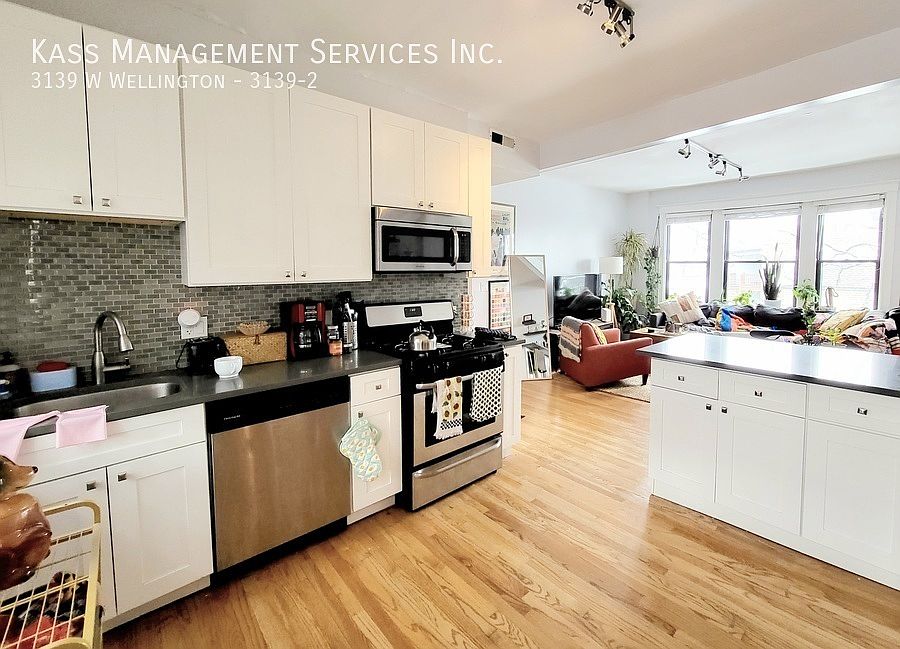 1st image of 3139 W Wellington Ave Unit 2