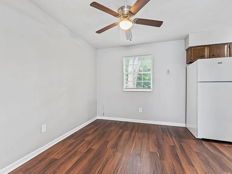 12513 E Orell Rd — Photo 4