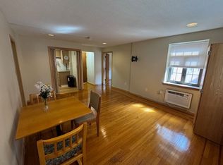 21 Fruit St APT 3D, Worcester, MA 01609