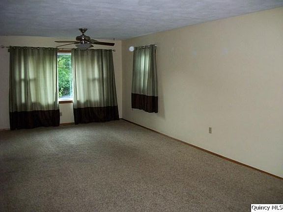 Home for Sale in Quincy, IL $102,900