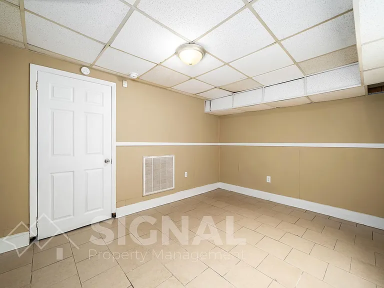 1156 Skyline Dr — Photo 24