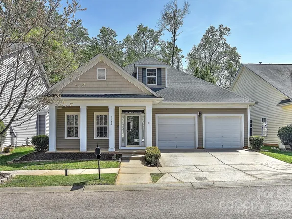 9189 Glenashley Dr, Cornelius, NC 28031