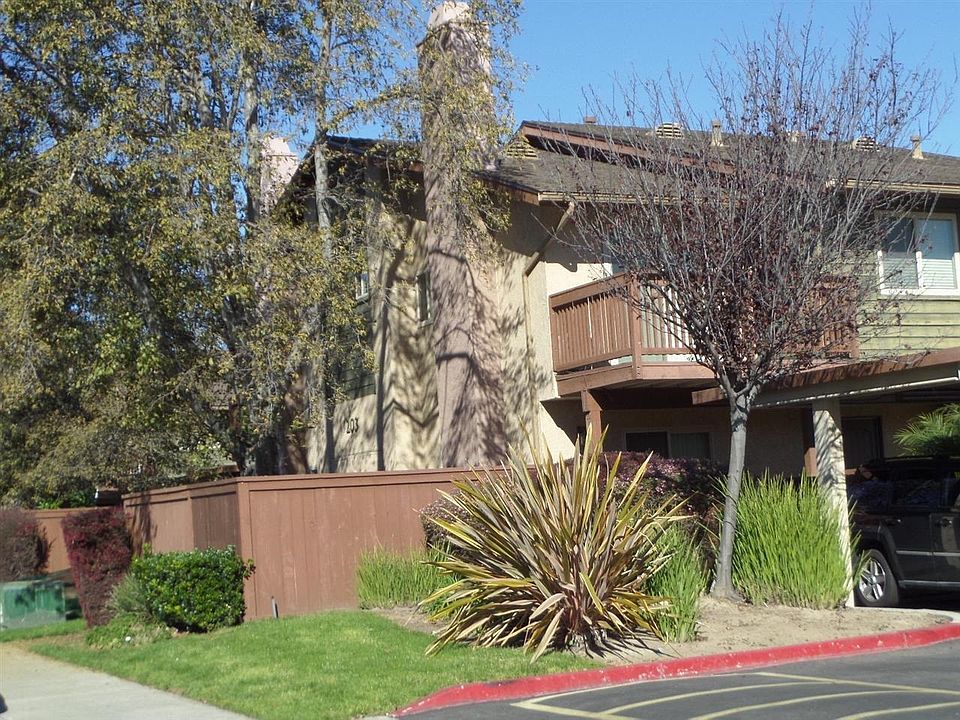 1st image of 203 Westlake Dr Unit 1