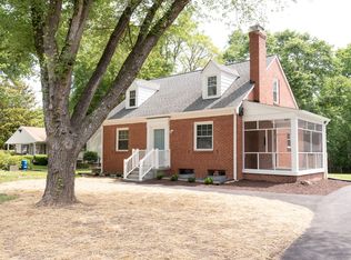 2233 Pocoshock Blvd, North Chesterfield, VA 23235