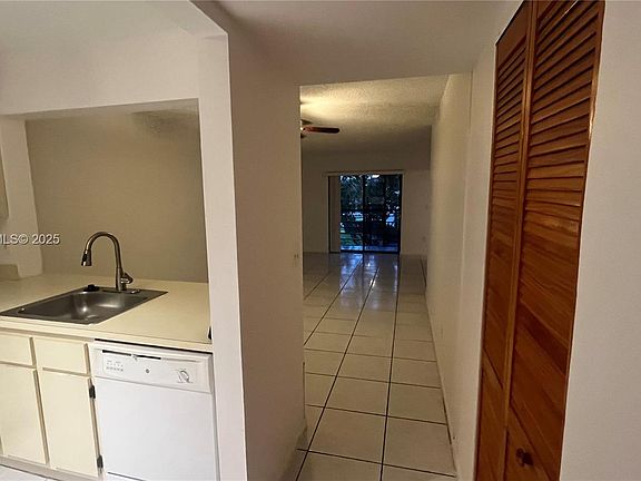 5th image of 851 NE 207th Ln #20413