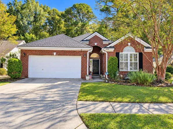 1636 Jorrington St, Mount Pleasant, SC 29466