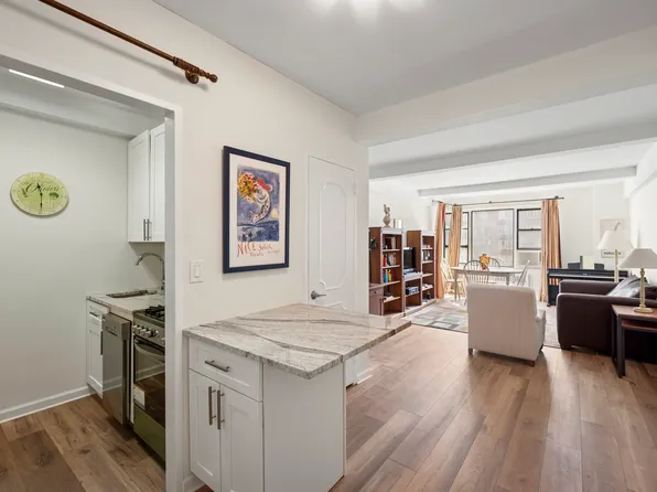 30 East 37th Street 8K image 1 of 6