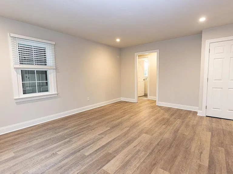 203 Gravel Pike #G — Photo 7
