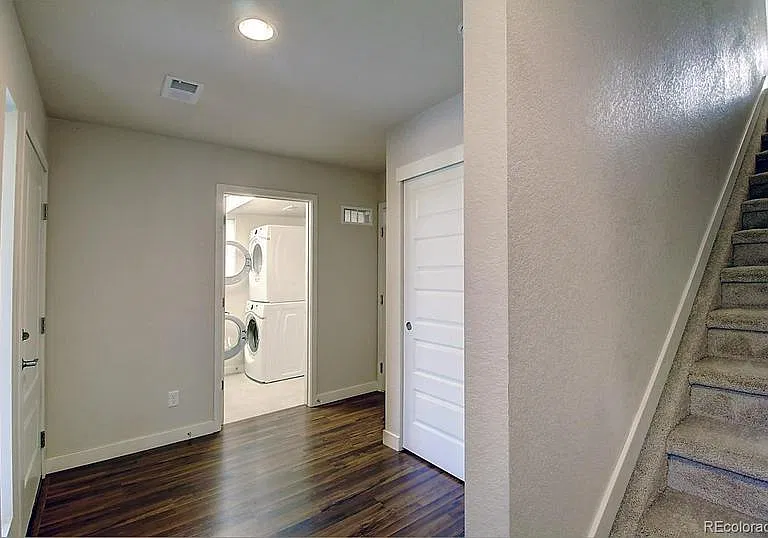 11240 Uptown Ave — Photo 10