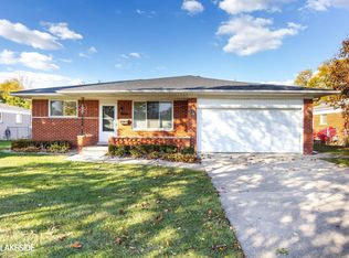 2825 Sherbourne Dr, Troy, MI 48083