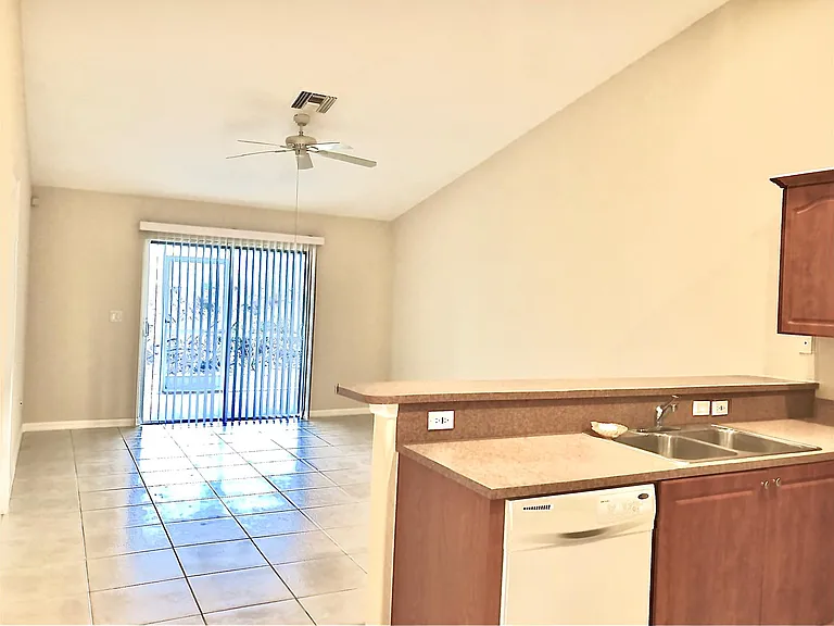 6953 Regina Dr — Photo 5