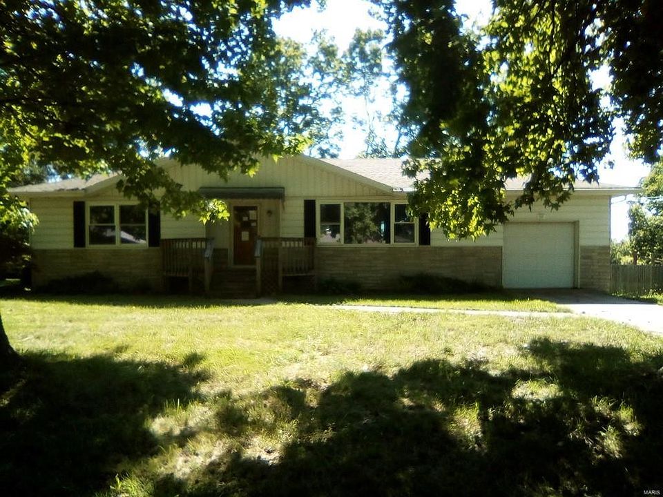 1st image of 8404 Hillview Dr