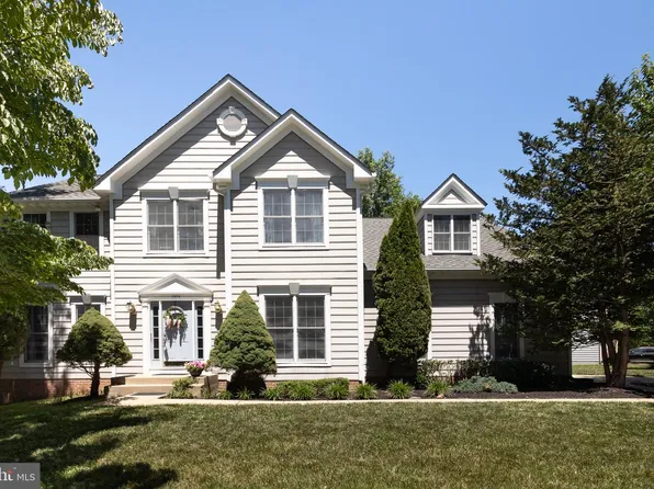 7074 Garden Walk, Columbia, MD 21044