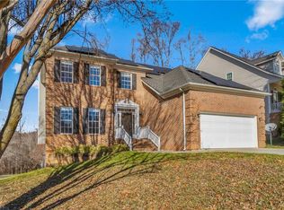 3254 Cheswick Dr, Greensboro, NC 27410