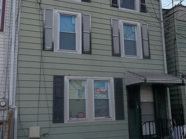 241 2nd St, Trenton, NJ 08611