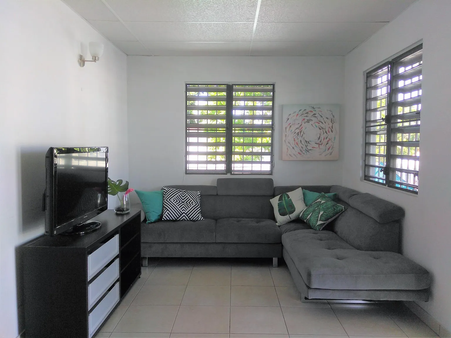 516 Calle Cabo Hermogenes Alverio — Photo 2