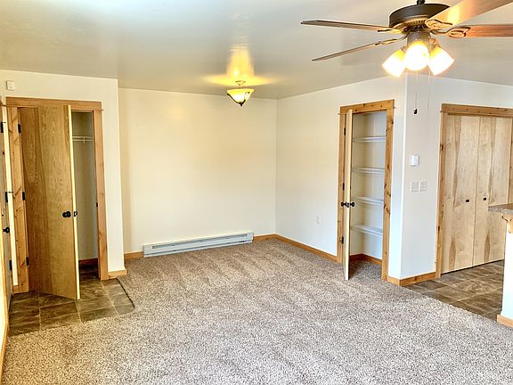 3rd image of 1234 Phoenix Ave #4