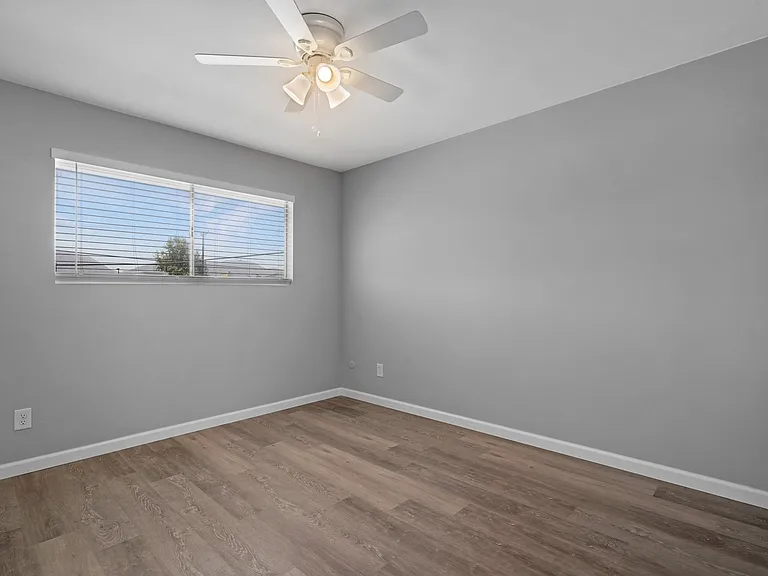 1148 El Paseo St #10 — Photo 9