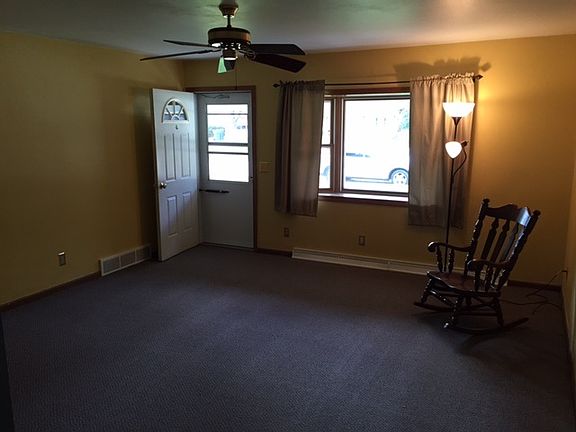 2nd image of 1105 Gomer Dr