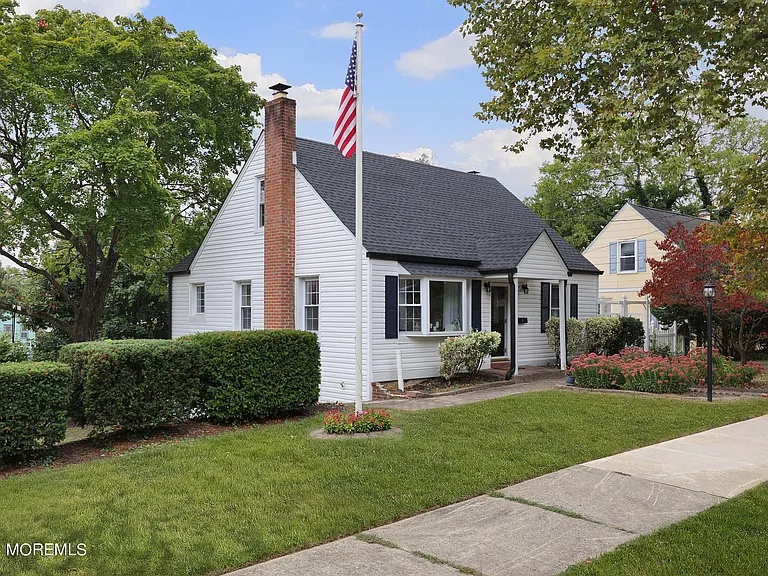 67 E Highland Ave — Photo 21