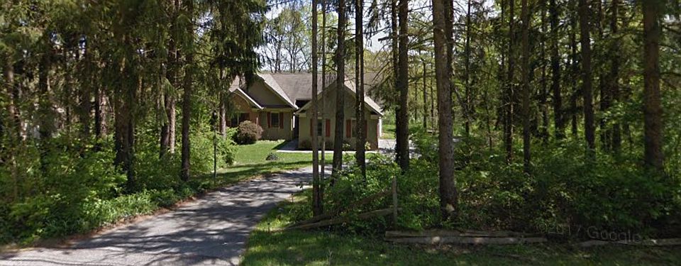 2nd image of 6103 Glatfelters Station Rd