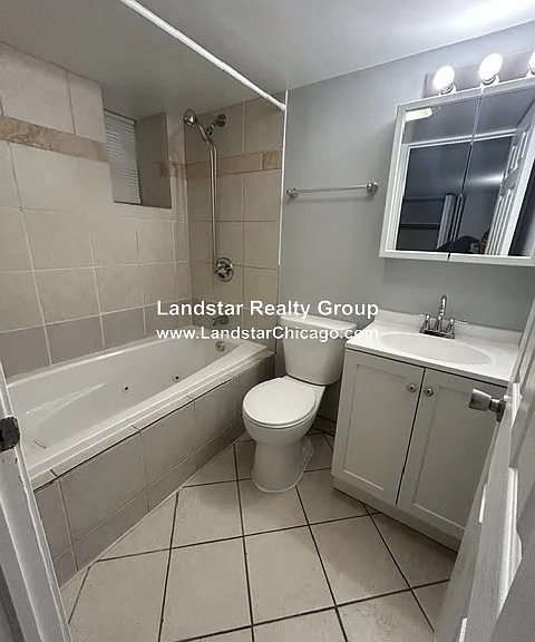 2300 S Ridgeway Ave #1S — Photo 3