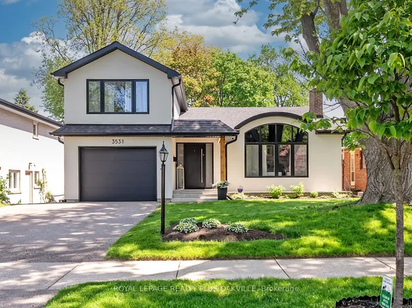 3531 Gallager Dr, Mississauga, ON L5C 2N2