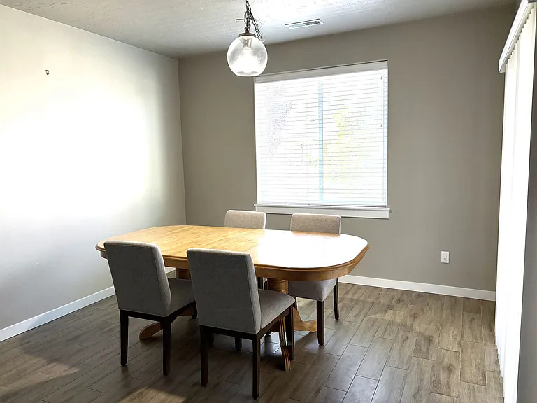 8107 S Topaz Ridge Ave #4 — Photo 10