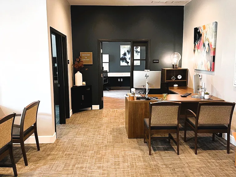 Leasing Office
