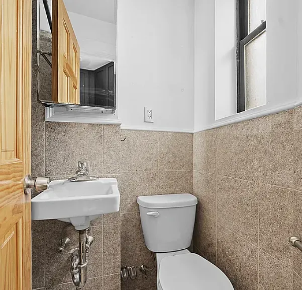 98 Thompson St #32 — Photo 9