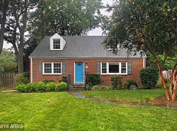 2nd image of 3008 Crane Dr