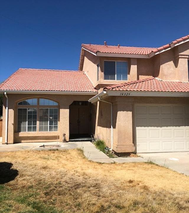 1st image of 14329 Las Flores Dr