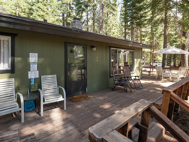 700 Carnelian Cir — Photo 23